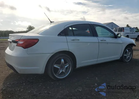 2011 Chrysler 200 Touring z USA, uszkodzony, nr VIN 1C3BC1FB3BN522176